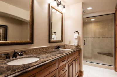 Luxury Villa Photo #21
