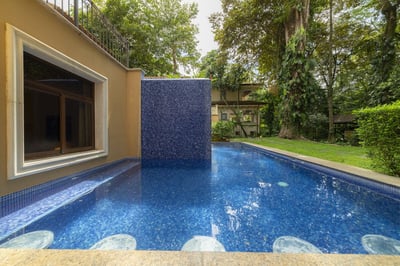 Luxury Villa Photo #9