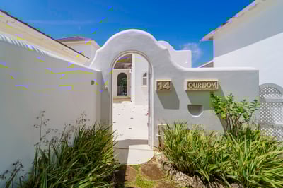 Luxury Villa Photo #12