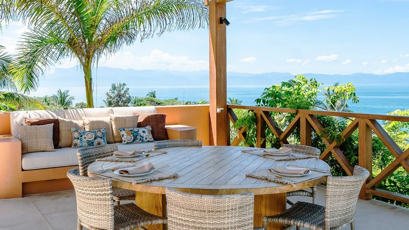 Surfside Serenity Villa