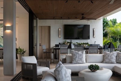 Luxury Villa Photo #18