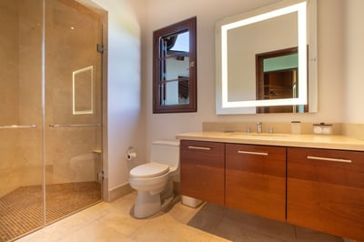 Luxury Villa Photo #27