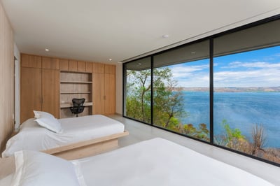 Luxury Villa Photo #23