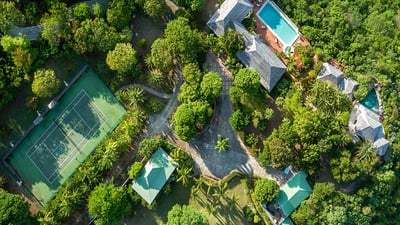 Luxury Villa Photo #4