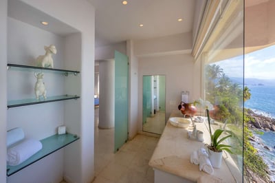 Luxury Villa Photo #56