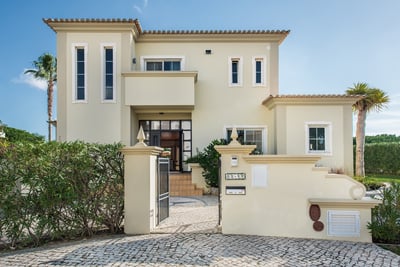 Luxury Villa Photo #18