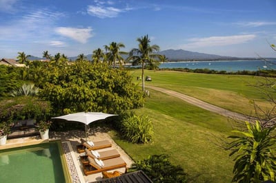 Luxury Villa Photo #25