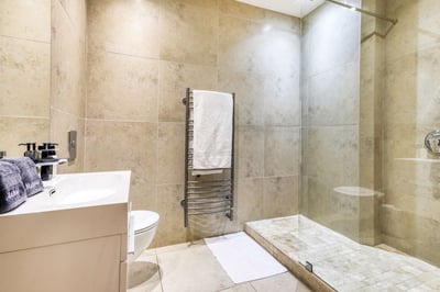 Luxury Villa Photo #39