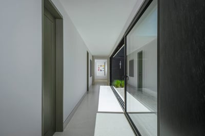 Luxury Villa Photo #36