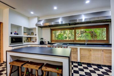 Luxury Villa Photo #12