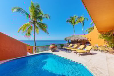 Luxury Villa Photo #10