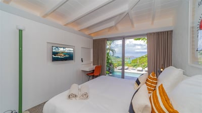Luxury Villa Photo #29