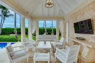 Luxury Villa Photo #13