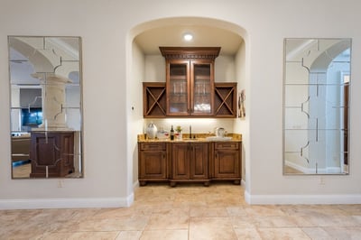 Luxury Villa Photo #36