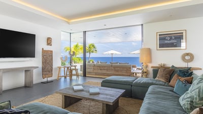 Luxury Villa Photo #26