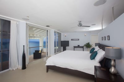Luxury Villa Photo #21