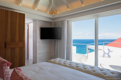 Luxury Villa Photo #43
