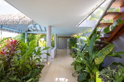 Luxury Villa Photo #24