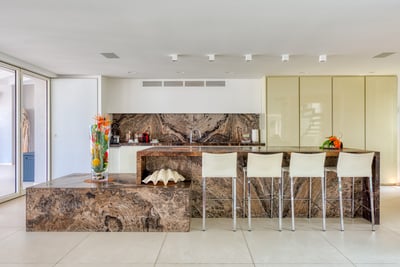 Luxury Villa Photo #16