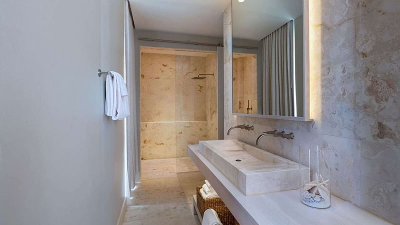 Oceanfront 3 BDM Villa with Plunge Pool