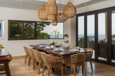 Luxury Villa Photo #25