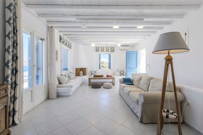 Luxury Villa Photo #28