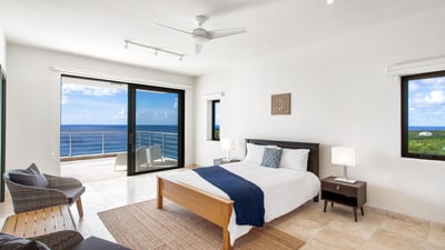Luxury Villa Photo #21