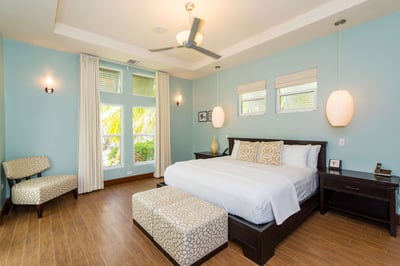 Luxury Villa Photo #8