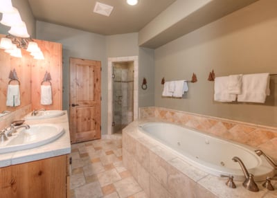 Luxury Villa Photo #15