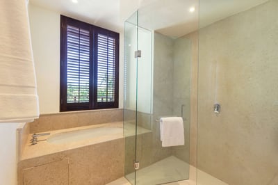 Luxury Villa Photo #21