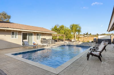 Luxury Villa Photo #4