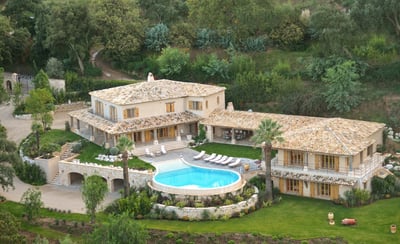 Luxury Villa Photo #16