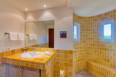 Luxury Villa Photo #24