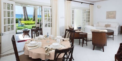 Luxury Villa Photo #6