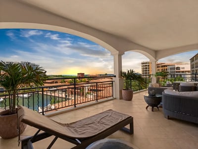 Luxury Villa Photo #5