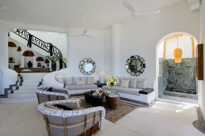 Luxury Villa Photo #21