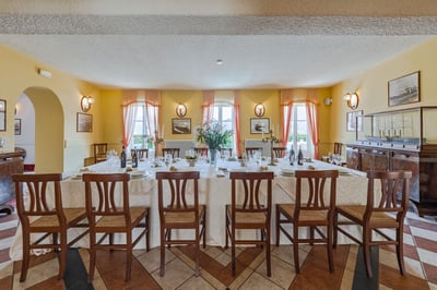 Luxury Villa Photo #11