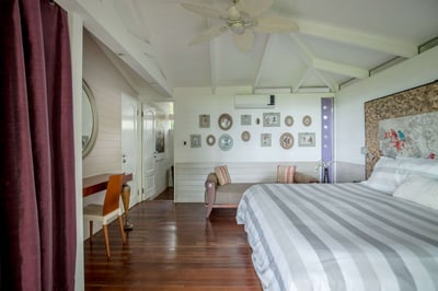 Luxury Villa Photo #33