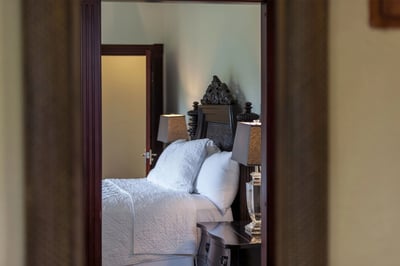 Luxury Villa Photo #13