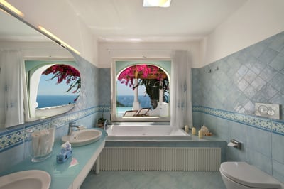 Luxury Villa Photo #17