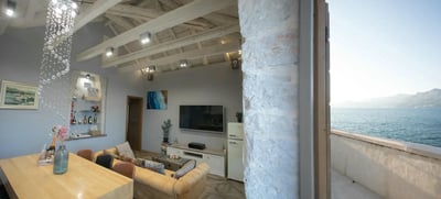 Luxury Villa Photo #14