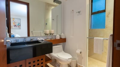 Luxury Villa Photo #47