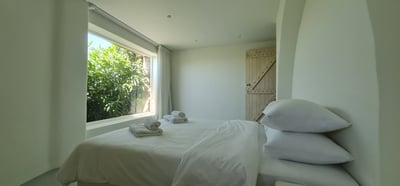 Luxury Villa Photo #24