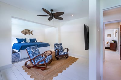 Luxury Villa Photo #33