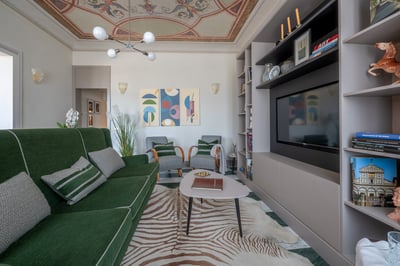 Luxury Villa Photo #6
