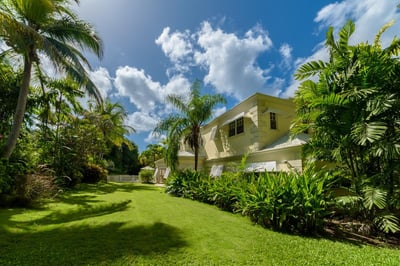 Luxury Villa Photo #4