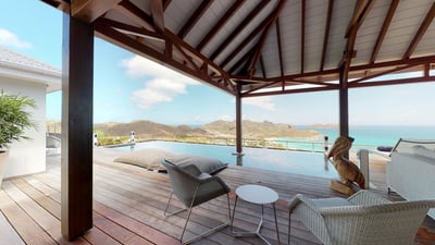 Gazebo Lounge