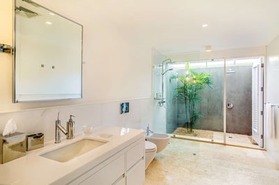 Luxury Villa Photo #27