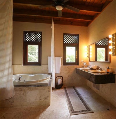 Luxury Villa Photo #25