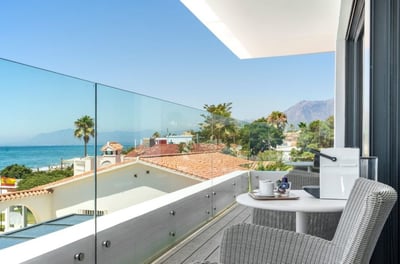 Luxury Villa Photo #9